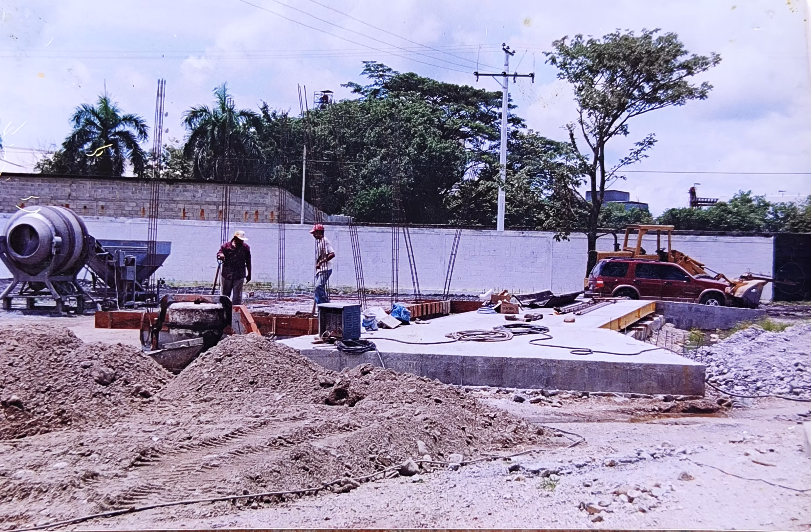 Materia prima y compra (2003)